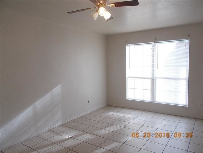 Photo - 1210 D Industrial Unit D