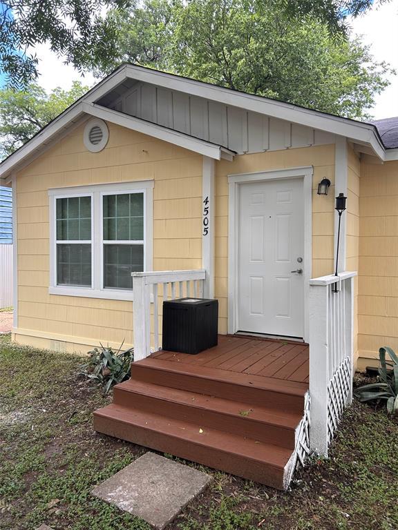 Photo - 4505 Avenue A