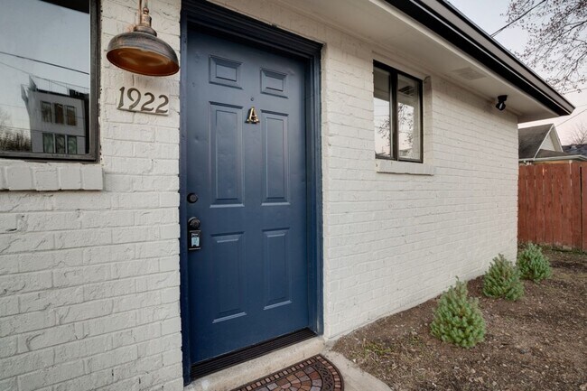 Photo - 1922 Herman St Unit A