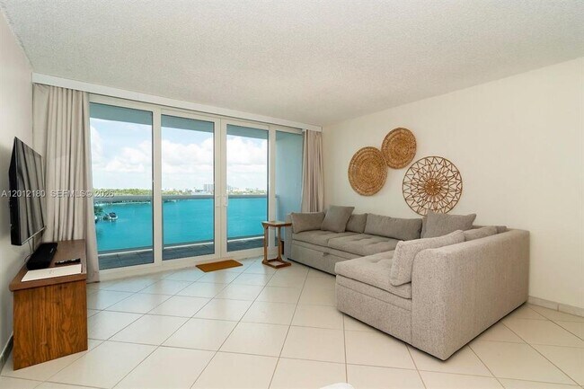 Photo - 6770 Indian Creek Dr Unit #8L
