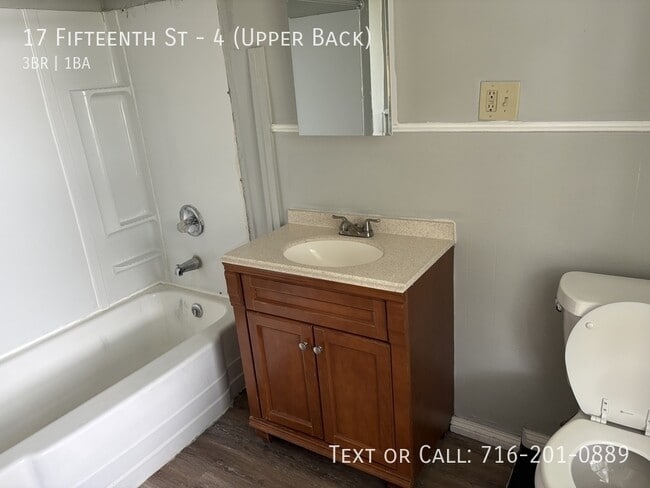 Photo - 17 Fifteenth St-4 (Upper Back) Unit 4 (Upper Back)