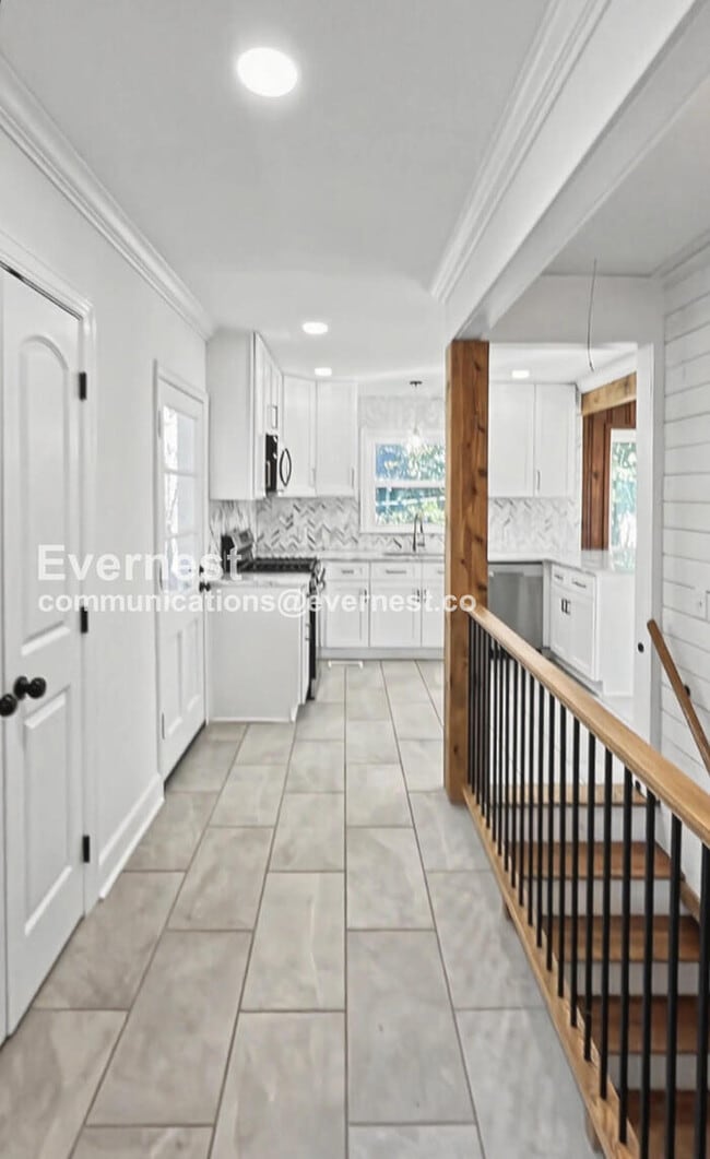 Photo - 2923 Ozark Rd