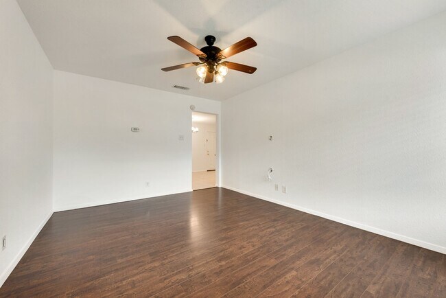 Photo - Completely renovated charming 3-Bed, 2-Bat...