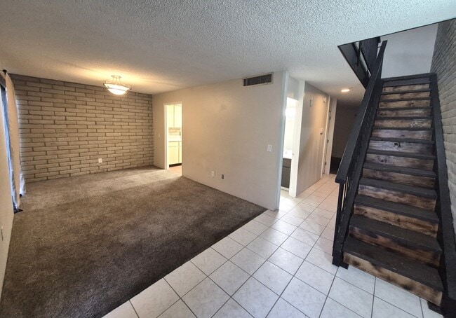 Photo - 5701 E Glenn St