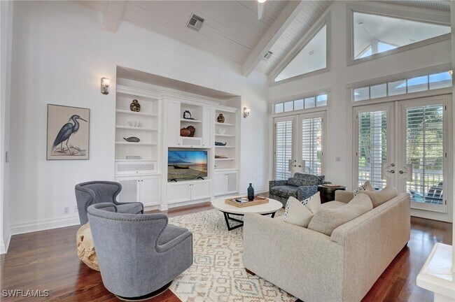 Photo - 1551 Gulf Shore Blvd S