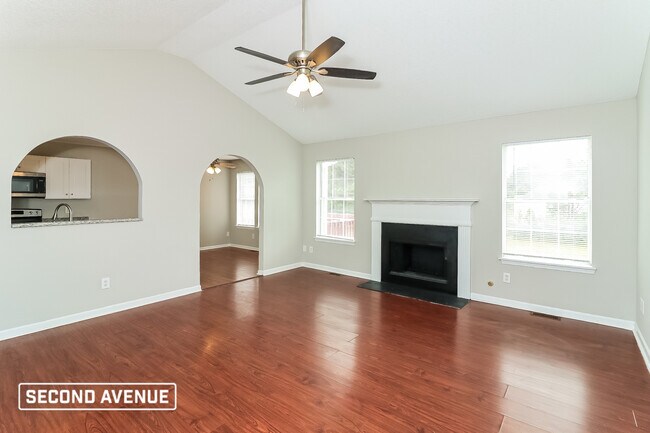 Photo - 5492 Sweetsprings Dr SW