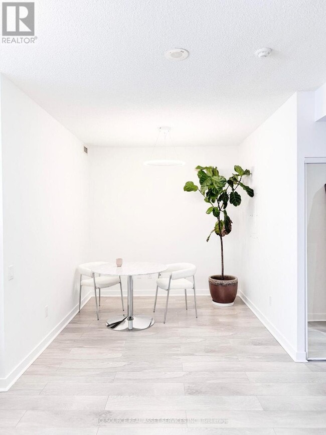 Photo - 121 McMahon Dr Unit 3110