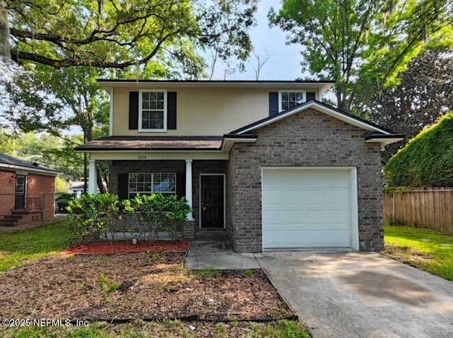 Photo - 1034 Brierfield Dr House