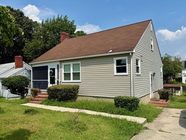 Building Photo - Large 3 bedroom / 2 bath house in Annapolis