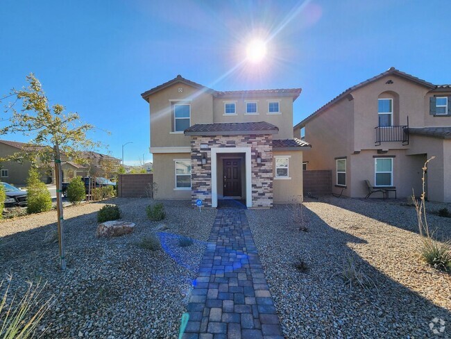 Building Photo - Recently built 3-Bedroom Home in a Gated C...