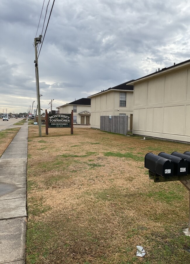 Building Photo - Monterrey Townhomes (MM) Unit 503