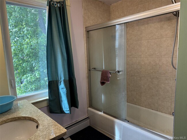 Photo - 39 Crescent Pl