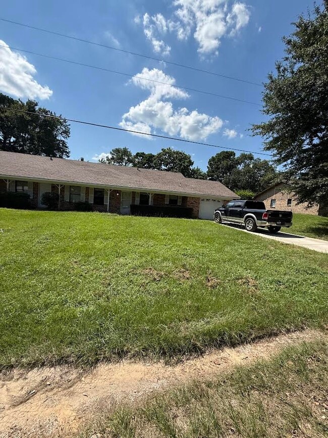 Building Photo - 16416 County Rd 164 Rental