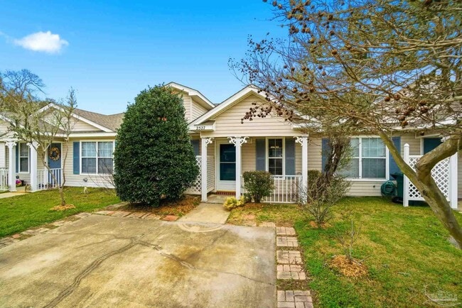 Photo - 2527 Trailwood Dr