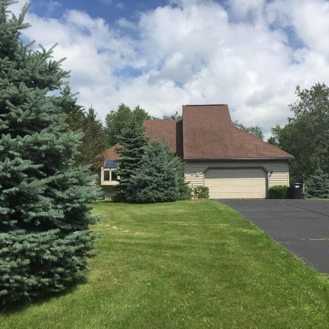 Building Photo - 7230 Fox Meadow Dr NE Unit Happyhome