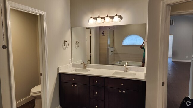 Building Photo - 326 Echo Pines Way Rental