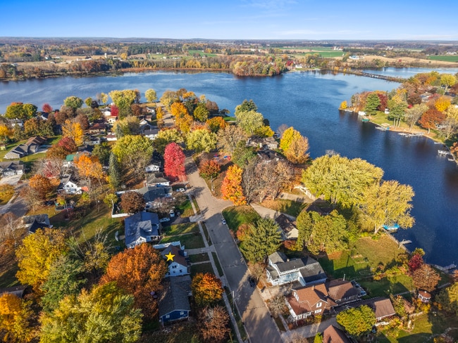 Photo - 504 W 1st St