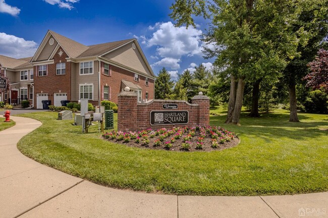 Photo - 2474 Canterbury Ln