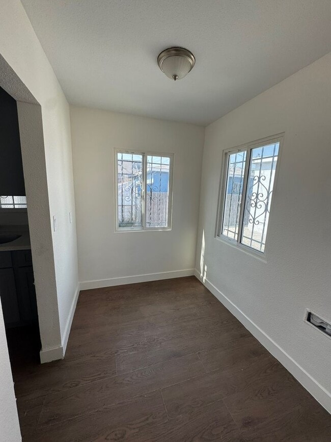 Photo - 8860-8862 S Central Ave Unit 8862