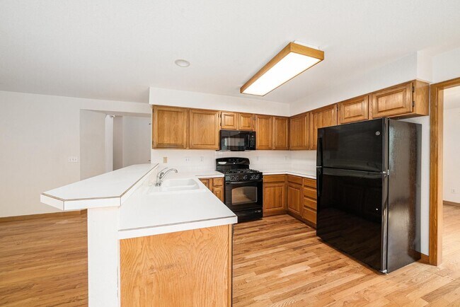 Photo - 2913 Ninebark Dr