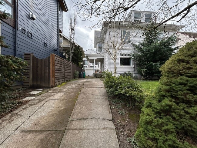 Photo - madison3 Unit 02