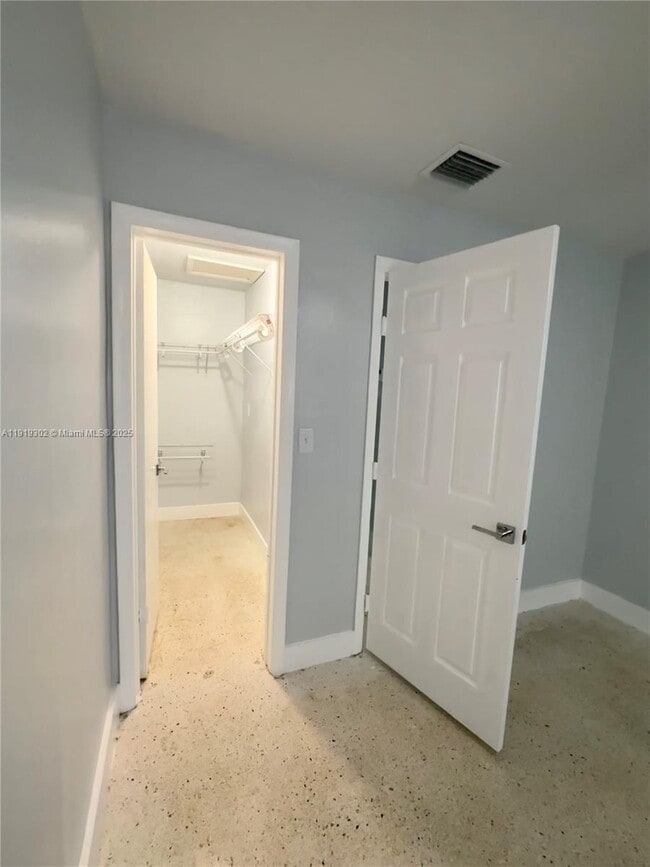 Photo - 6130 Fillmore St Unit 4