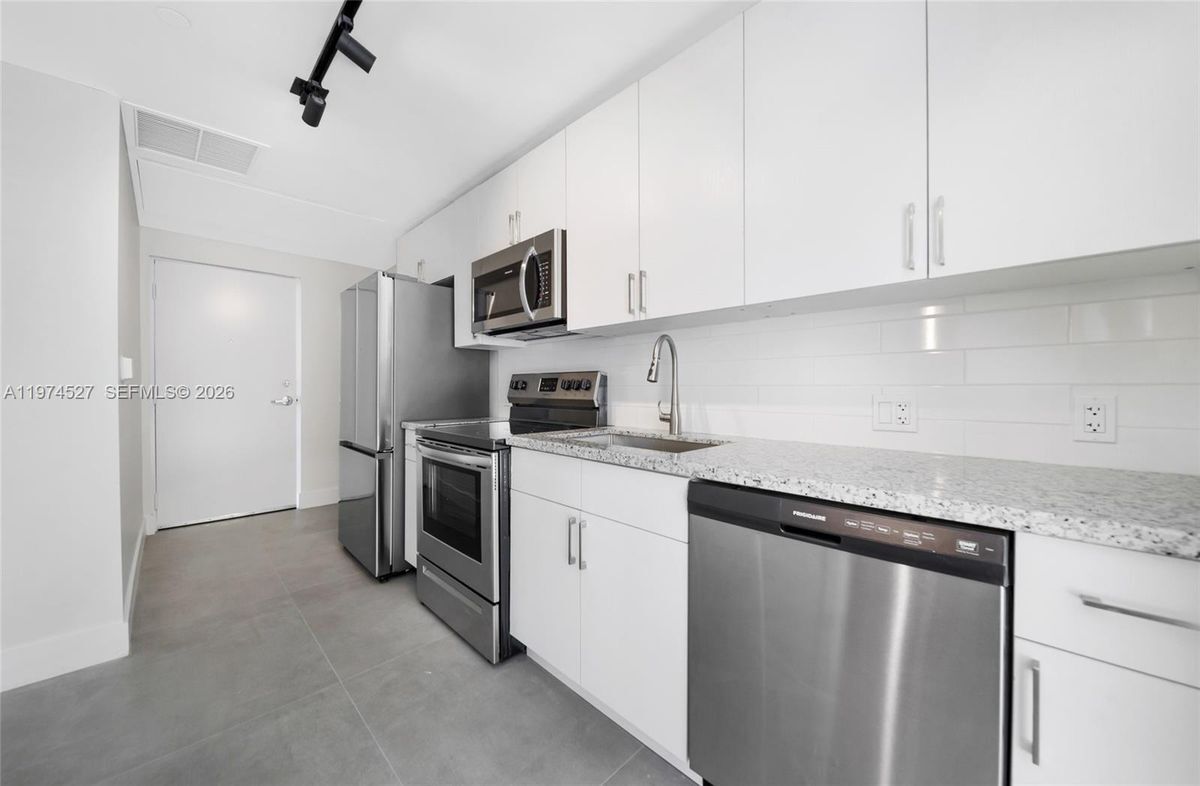 Photo - 1536 NW 15th Ave