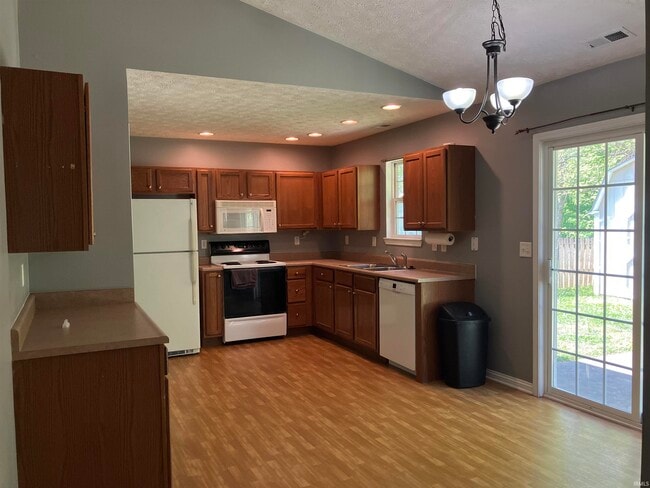 Photo - 8120 Cedar Point Dr