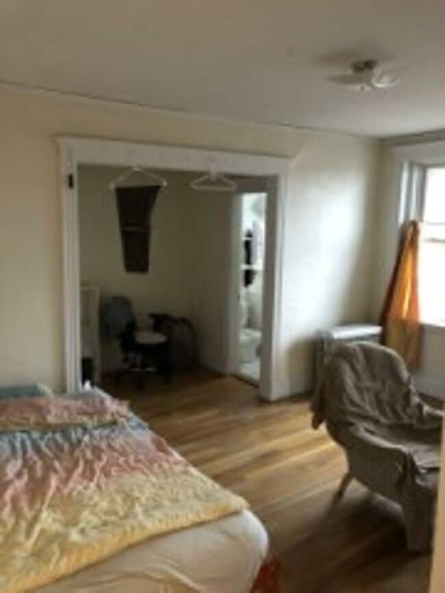 Building Photo - Large Studio Apartment in Allston - 9/1/26