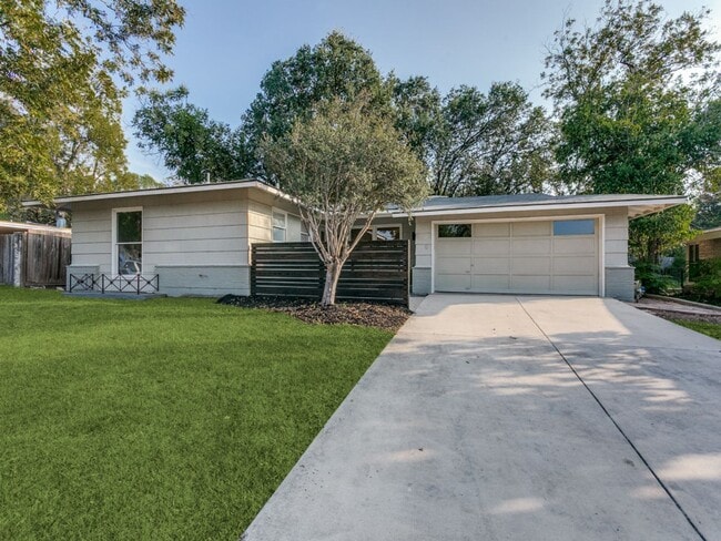 Building Photo - CHARMING MID-CENTURY RANCH HOME IN ALAMO H...