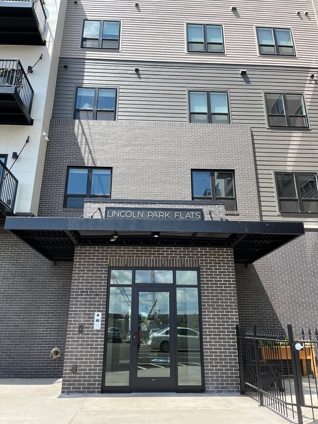 Lincoln Park Flats Apartments Duluth, MN