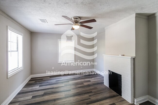 Photo - 1244 Briarwood Ave