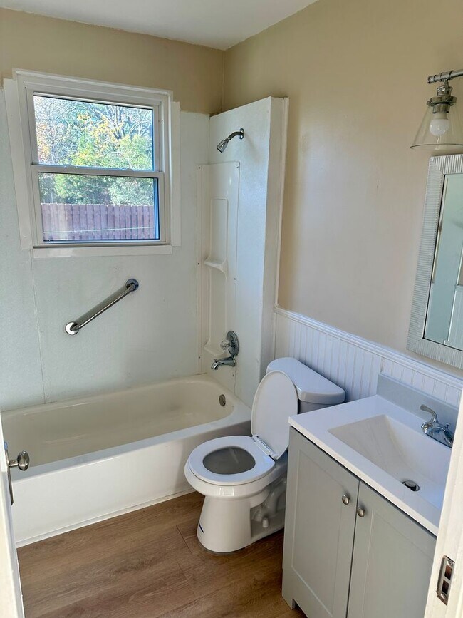 Photo - 312 Old Augusta Rd