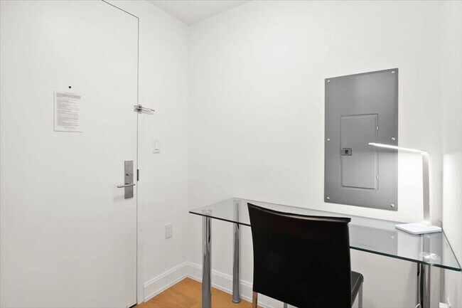 Photo - 420 E 54th St Unidad SI ID1016193P