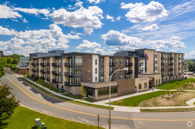 Maven Apartments