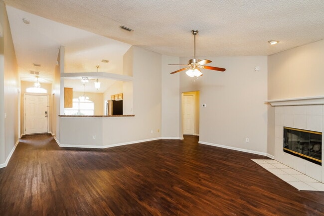Photo - 3095 Seth Dr