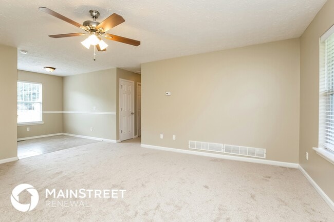 Photo - 143 Beechwood Ln