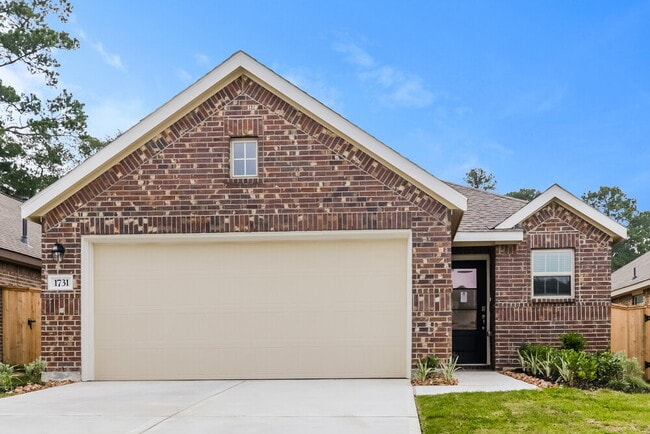 Building Photo - 1731 Sahara Dr Rental