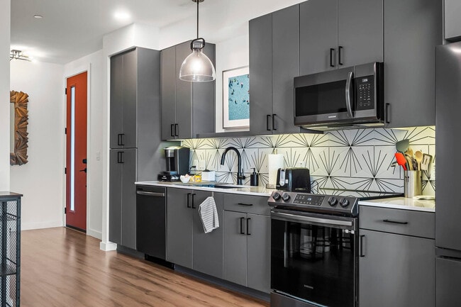 Photo - 2165 Gabriels Pl Unit FL2-ID1053022P