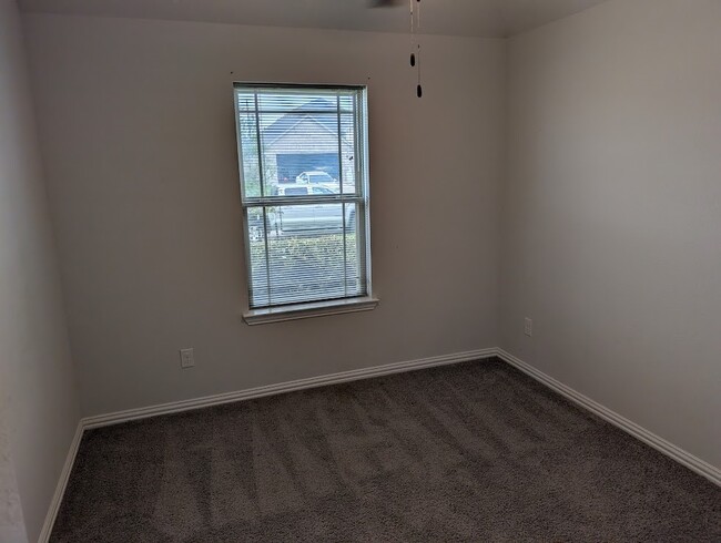 Photo - 7020 Terra Ln