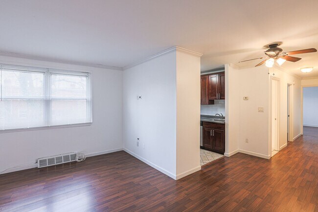 Photo - Charming 2-Bedroom Condominium with Modern...