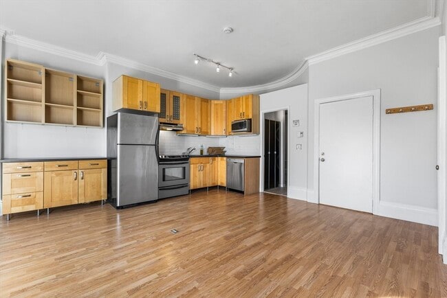 Photo - 28 Dartmouth St Unit 4