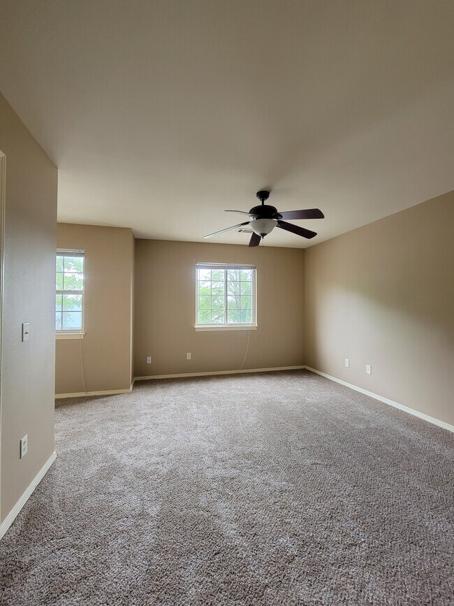 Photo - Fair St Apartments - Premier Data Works LLC