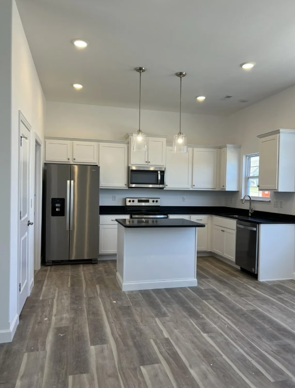 Photo - 624 Promenade Dr
