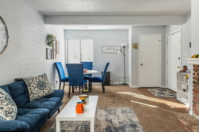 Photo - Hillsdale Apartments