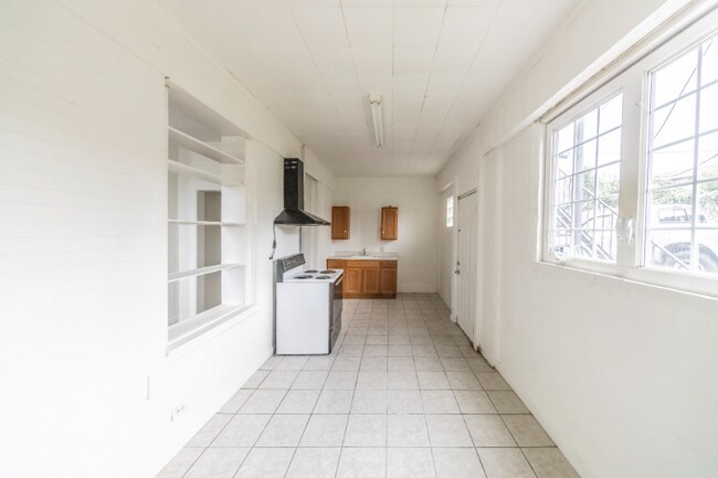 Photo - 1139 5th Ave Unidad 1