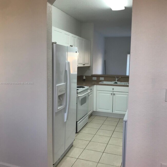 Photo - 3355 NE 13th Cir Dr Unit 107-28