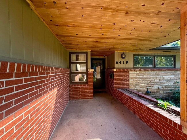 Building Photo - 6419 E Claytonia St Rental