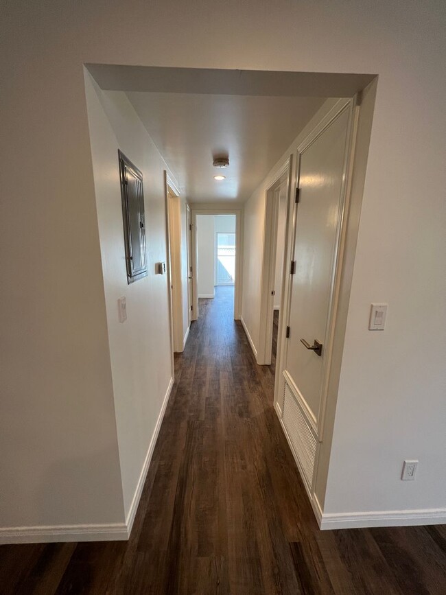 Photo - Midtown Gorgeous Updated Apartment! 2/2 downstairs! Unidad 3357 Rexford St