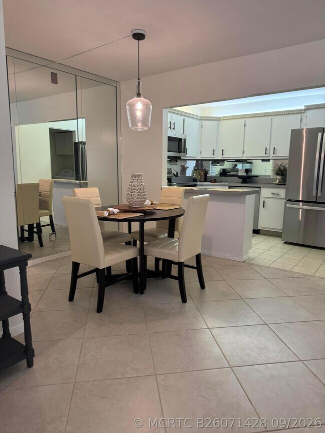 3624 La Aires Ct Unit D-1
